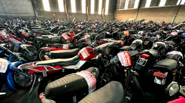 Almirante Brown convirtió en chatarra 900 motos y autos secuestrados para liberar las comisarías