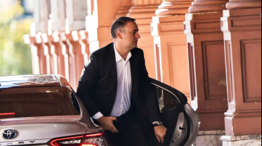 Pese a su renuncia y desvinculación, Adorni mantiene algunos privilegios de la Casa Rosada