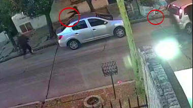 Salvajes delincuentes robaron un auto en el que viajaba una nena