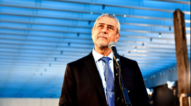Todo sea por la carrera a la Gobernación: Ferraresi y su acercamiento a un "desertor" libertario