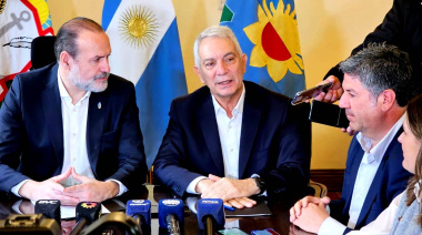 En modo candidato a Gobernador: Alak visitó a Susbielles en Bahía Blanca y firmó acuerdos de cooperación
