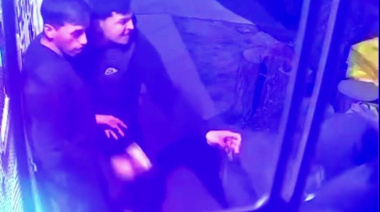 "Mirá que te mato": motochorros robaron un auto en Virrey del Pino