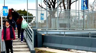 Almirante Brown habilitó el nuevo puente peatonal del Paso Bajo Nivel de Rafael Calzada