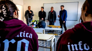 Petrecca visitó la Técnica N° 2 de Junín y reclamó un giro en la política educativa bonaerense