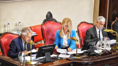 Sin grandes proyectos y ajustados por las fechas, el Senado bonaerense convocó la cuarta sesión del año