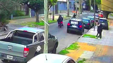 Motochorros pirañas asaltaron a una familia y le robaron la camioneta en Lomas del Mirador