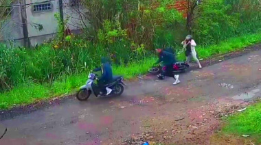 Violencia e inseguridad en Berisso: motochorros golpearon a mujer que se resistió a un robo