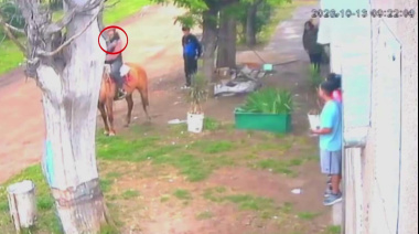 Disputa de vecinos acabó con un joven baleado por un "cowboy" a caballo