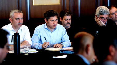 Kicillof descuida su agenda bonaerense: reunión con dirigentes santafesinos antes de viajar a Jujuy