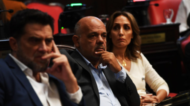 Embestida en la Legislatura bonaerense: LLA busca derogar 40 leyes y unificar registros
