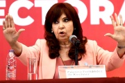 ¿Intervención de la Provincia? Cristina Kirchner denunció a Milei por un intento de “golpe institucional” a Kicillof