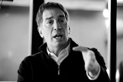 Con la alianza PRO libertaria cada vez más lejos, Pareja quiere reclutar a Santilli