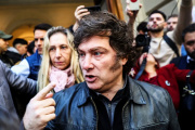 Milei ganó la pulseada en CABA y va por la Provincia: avanza con la fusión “aunque no le guste a Macri”