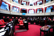 Faltazo opositor: en el Senado bonaerense, se cayó la sesión por las reelecciones indefinidas