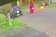 Motochorros asesinos persiguieron, balearon y le robaron el vehículo a un motociclista