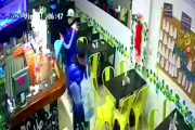Detuvieron a falsos vendedores ambulantes que robaban con la modalidad "descuidista"