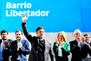 El peronismo bonaerense acelera la campaña de octubre y los libertarios temen otra derrota