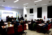 Municipios bonaerenses se manifiestan en los Concejos contra la derogación de Milei a la Zona Fría