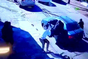 Mujer sufrió una feroz emboscada en La Matanza: le cruzaron el auto y le robaron con la modalidad piraña