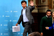 Tensión en la Legislatura: Kicillof presiona por el "triplete" de leyes y apura con el aguinaldo