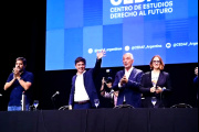 Frente a su militancia y de cara al 2027, Kicillof lanzó su think tank en La Plata