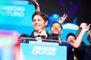 La oposición presiona y busca frenar la “campaña permanente” de Kicillof en actos oficiales