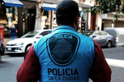 Allanaron taller clandestino y rescataron a una mujer que estaría esclavizada