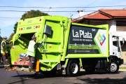 Camioneros avanzan con la pelea por la basura: alerta en los municipios bonaerenses