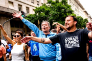 “Dejen de llorar”: el mensaje de La Cámpora a Kicillof tras los abucheos en La Plata