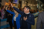 Kicillof respondió a las críticas de La Cámpora, nombró a Cristina y pidió “dejar las internas”