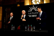 Alak busca ampliar el peronismo: sumó a un ex PRO y al hijo de Urtubey a su equipo en La Plata