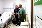 Escándalo en Esteban Echeverría: graves denuncias por camillas con sangre seca y restos biológicos el Hospital Santamarina