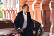 Pese a su renuncia y desvinculación, Adorni mantiene algunos privilegios de la Casa Rosada