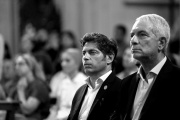 Kicillof presiona por las reelecciones indefinidas y congela el desdoblamiento de las elecciones