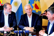 En modo candidato a Gobernador: Alak visitó a Susbielles en Bahía Blanca y firmó acuerdos de cooperación