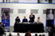 En modo candidato: Alak se juntó con Descalzo, encabezó un acto del PJ y llamó a la unidad peronista
