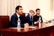 Sellos falsificados, licitaciones directas y gastos millonarios salpican al intendente de Dólares