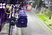 Para escapar de motochorros trepó y saltó las rejas de una casa en Tres de Febrero