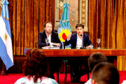 Kicillof postergó la presentación de la “Ley de Leyes” para analizar el Presupuesto 2027 de Milei