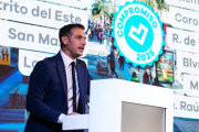 Polémica en Lanús: el intendente pagó millones por la renovación de una cancha que ya funcionaba