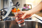 Alerta y preocupación por arsénico en el agua en 9 de Julio, San Vicente, La Costa y Chivilcoy