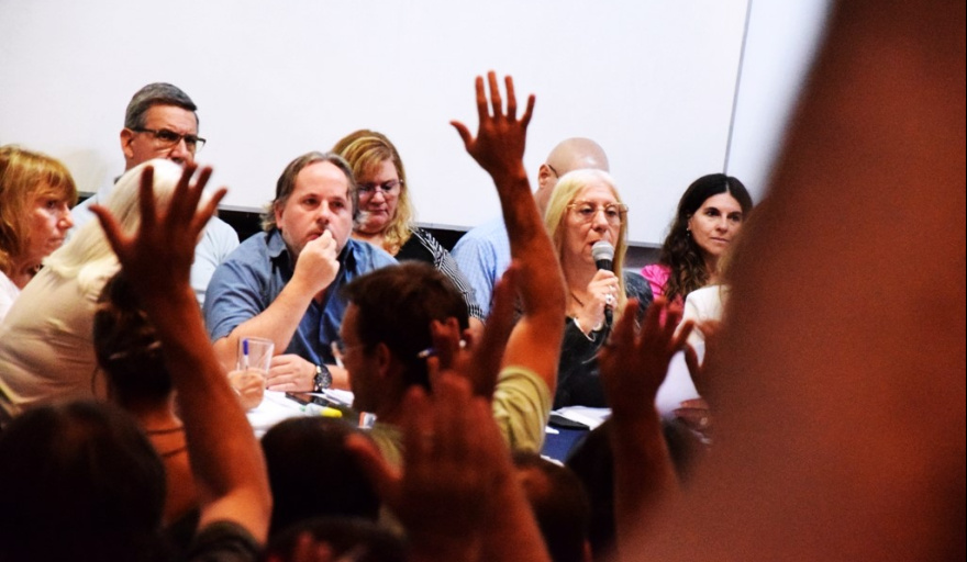 Tras el paro, respira Kicillof: los docentes aceptaron la segunda oferta de aumento salarial