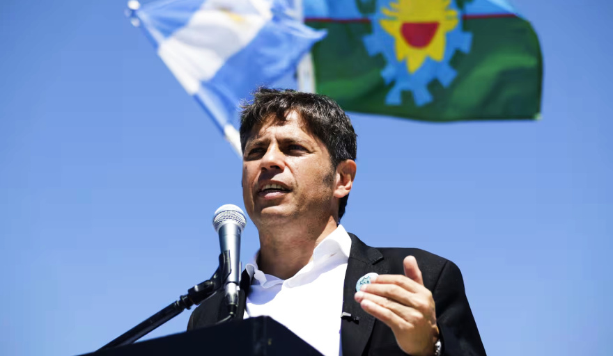 Kicillof denunció que Milei usa los fondos de las provincias para "extorsionar" por su reelección en 2027
